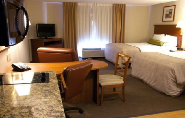 Hotel Candlewood Champaign-urbana Area By Ihg 3*